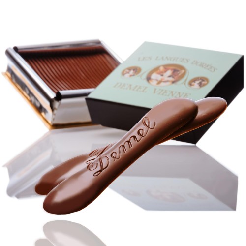 デメル DEMEL ソリッドチョコ猫ラベル ミルク チョコレート お菓子 高級 洋菓子 ギフト 贈答 プレゼント 猫 カカオ ウィーン バレンタイン バレンタインデー ホワイトデー